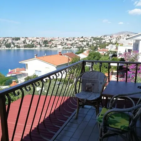 Gordan Apartment Trogir